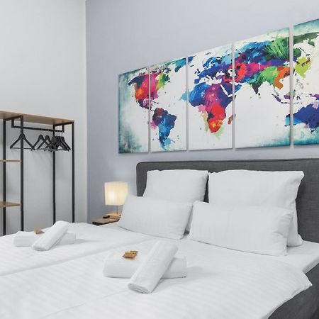 Tolles Design, Hochwertig, Vollausstattung, 3 Zimmer, Grosses Bad & Gaeste-Wc, Grosse Kueche, 3 X Smart Tv, 11 Min Zum Hbf Duisburg Zewnętrze zdjęcie